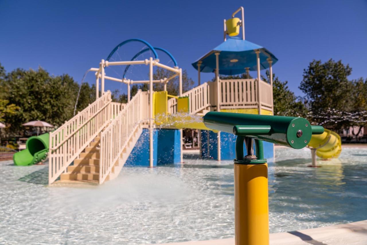 Club Del Sole Romagna Family Resort Риччоне Экстерьер фото