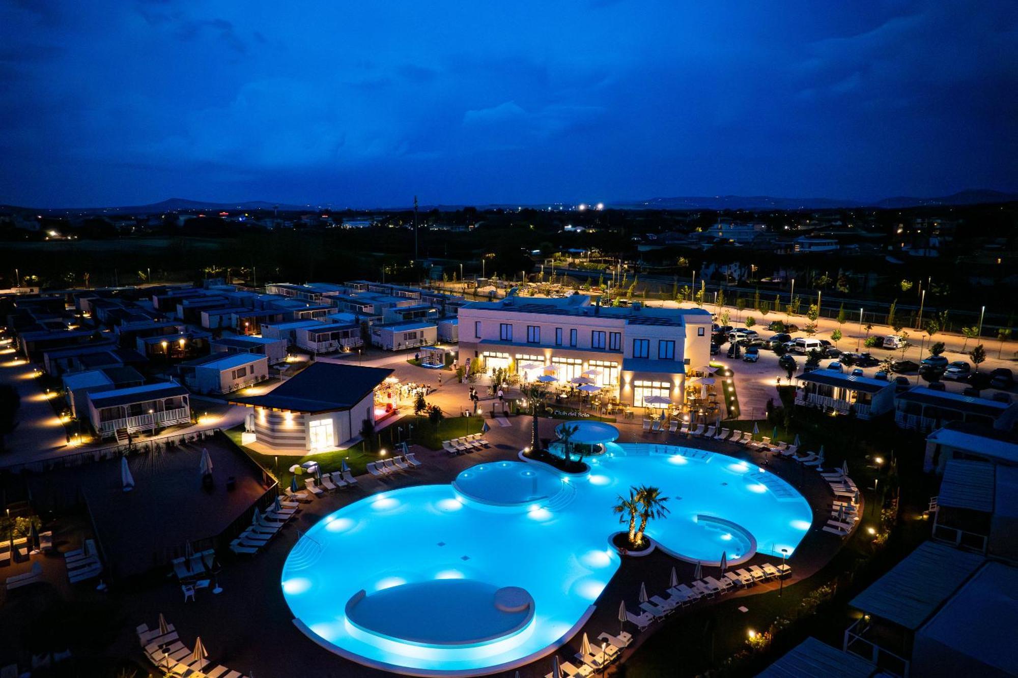 Club Del Sole Romagna Family Resort Риччоне Экстерьер фото