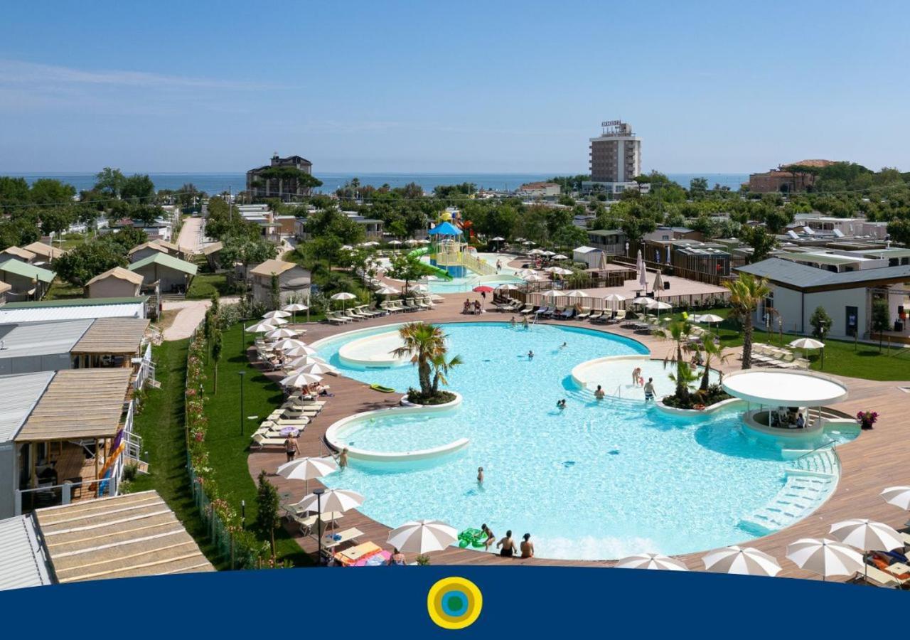 Club Del Sole Romagna Family Resort Риччоне Экстерьер фото